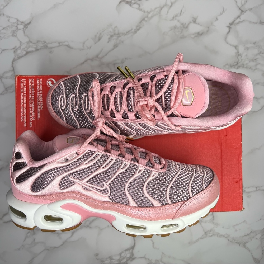 Nike Air Max Plus ‘Goddess Night Out’ 👑 - Picture 3 of 16